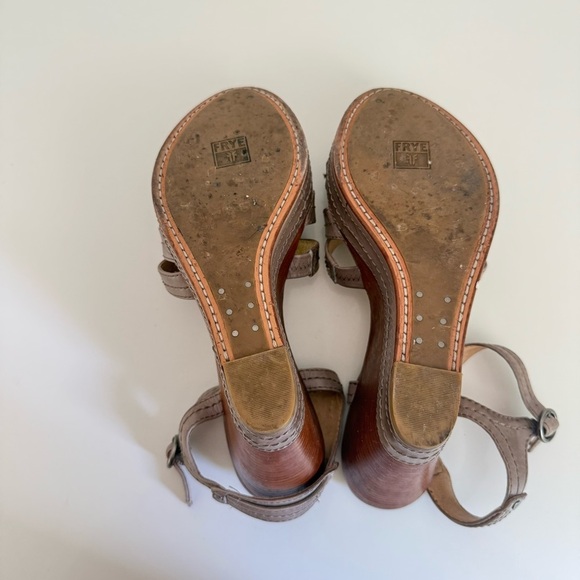 Frye Womens Corrina Stitch Leather Wedge Sandals Taupe Brown Size 10 - Picture 5 of 6